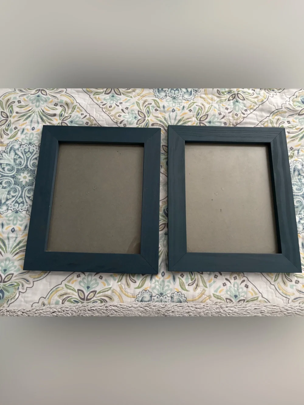 Unbranded green set of Picture Frames - Classic Wood Accent